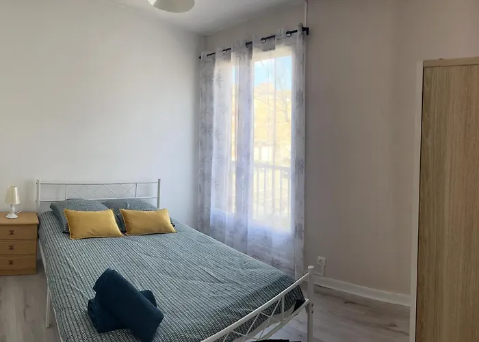 דירה Grand Le Saint Marceaux Centre