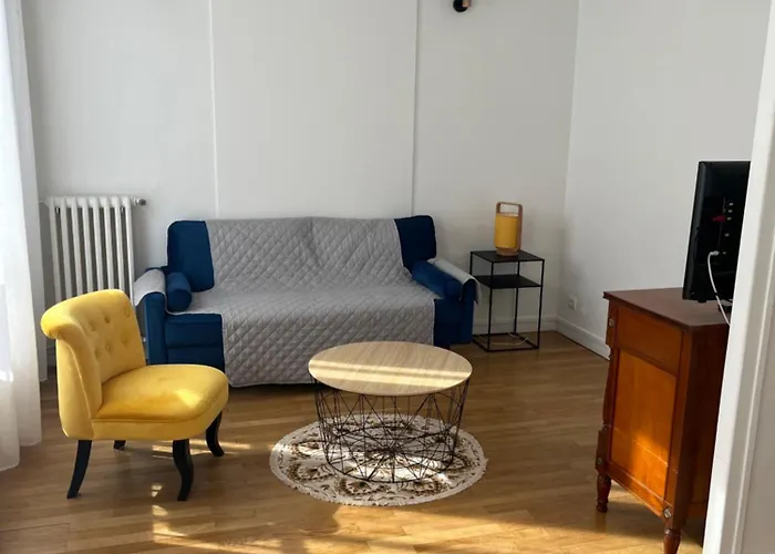 דירה Grand Le Saint Marceaux Centre *