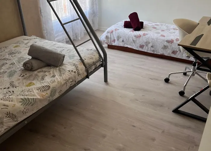 Grand Le Saint Marceaux Centre * ריימס